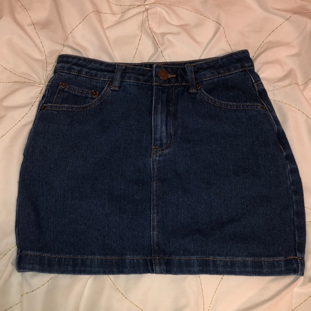 Size small dark wash denim mini skirt
